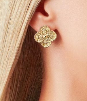 category-earrings-01